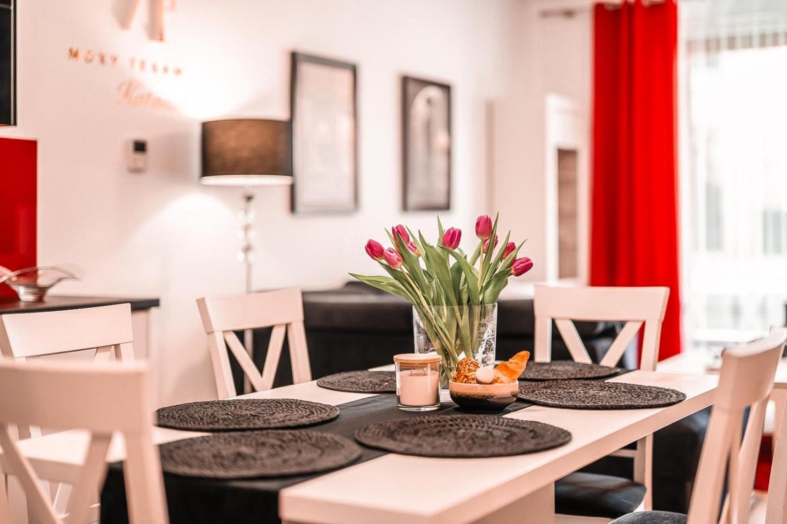 Appartement Katania Moxy Te&Am Cracow à Cracovie Extérieur photo